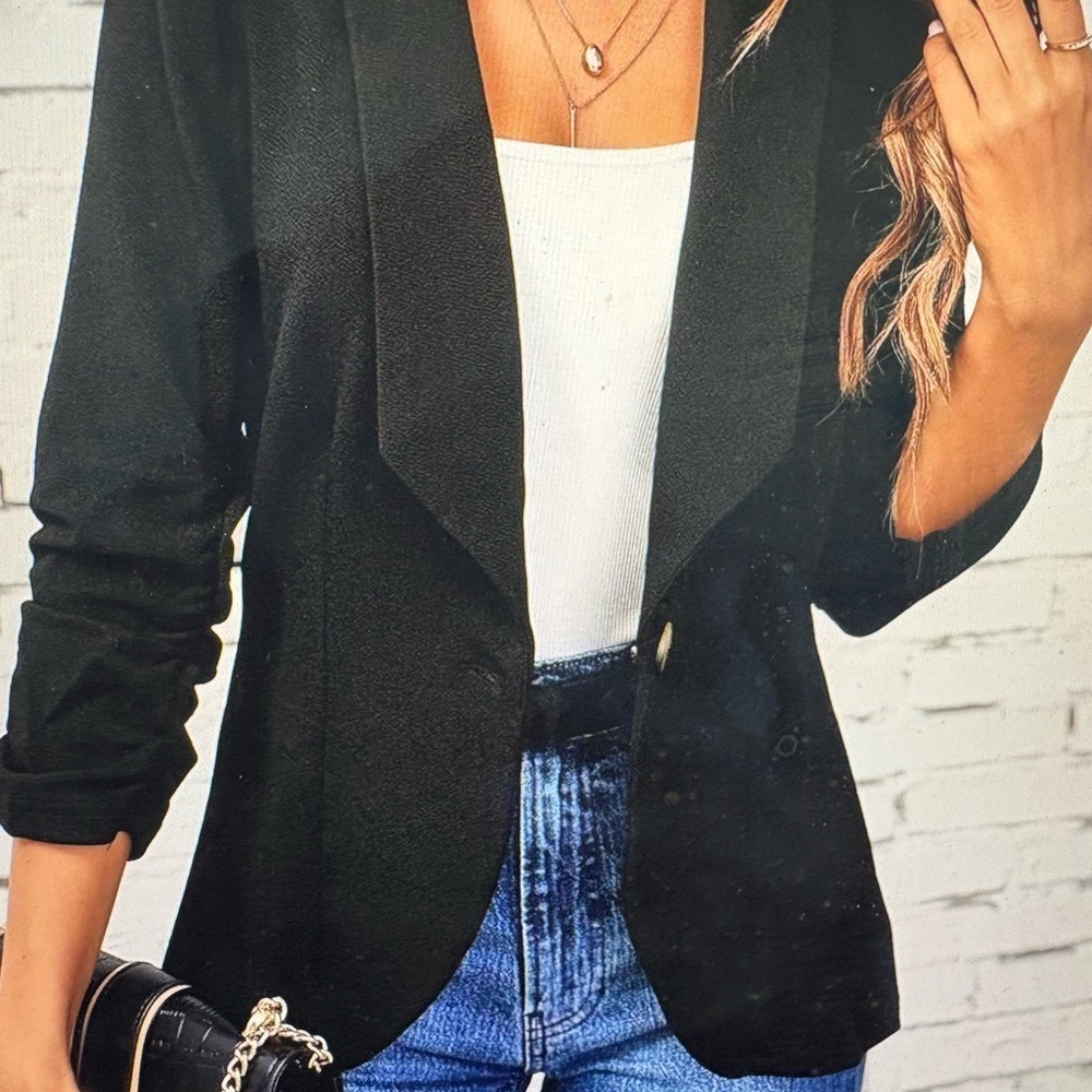 NWOT Black Blazer Ruched Sleeves Large